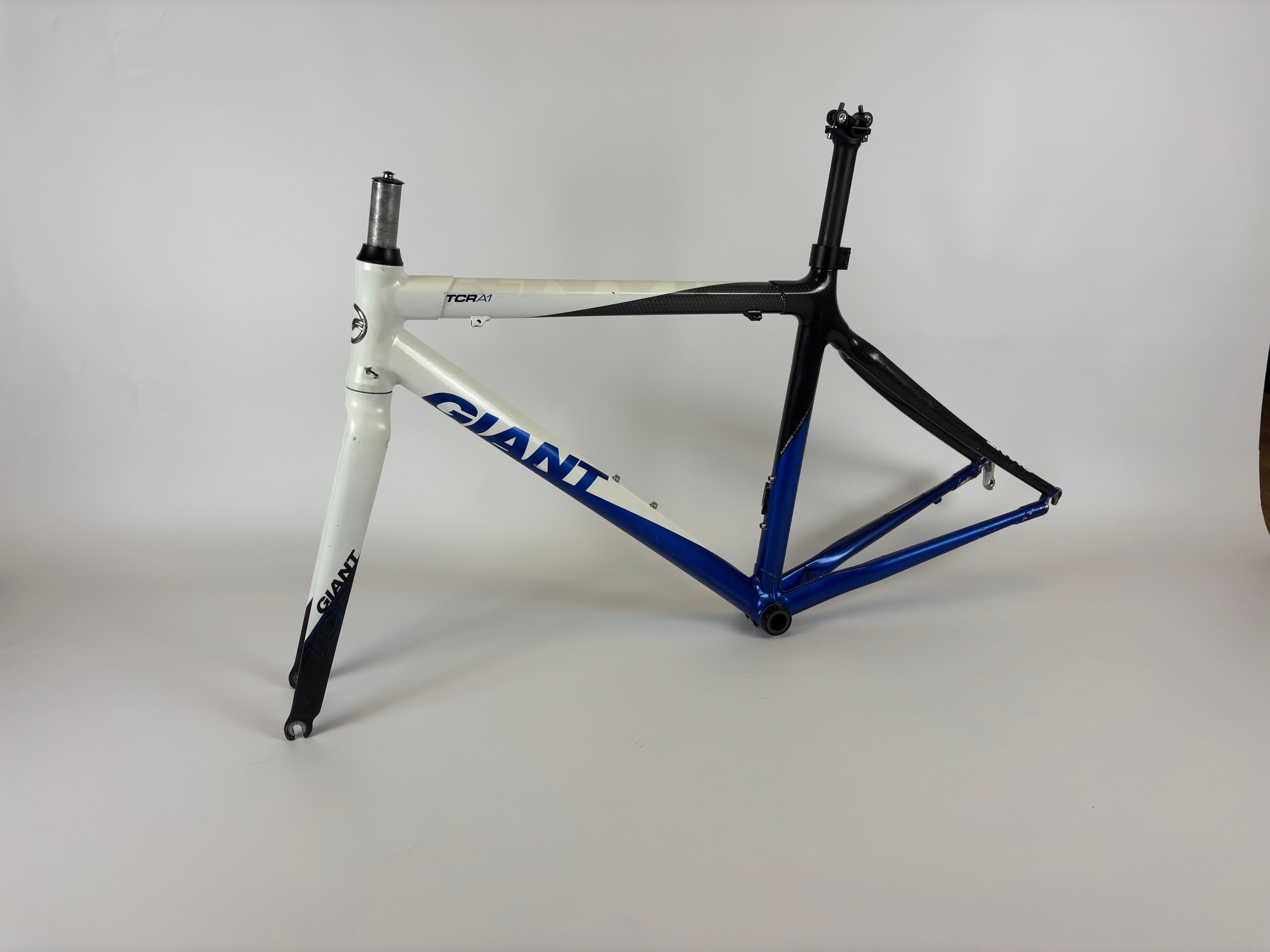 Шоссейная рама giant tsr a1