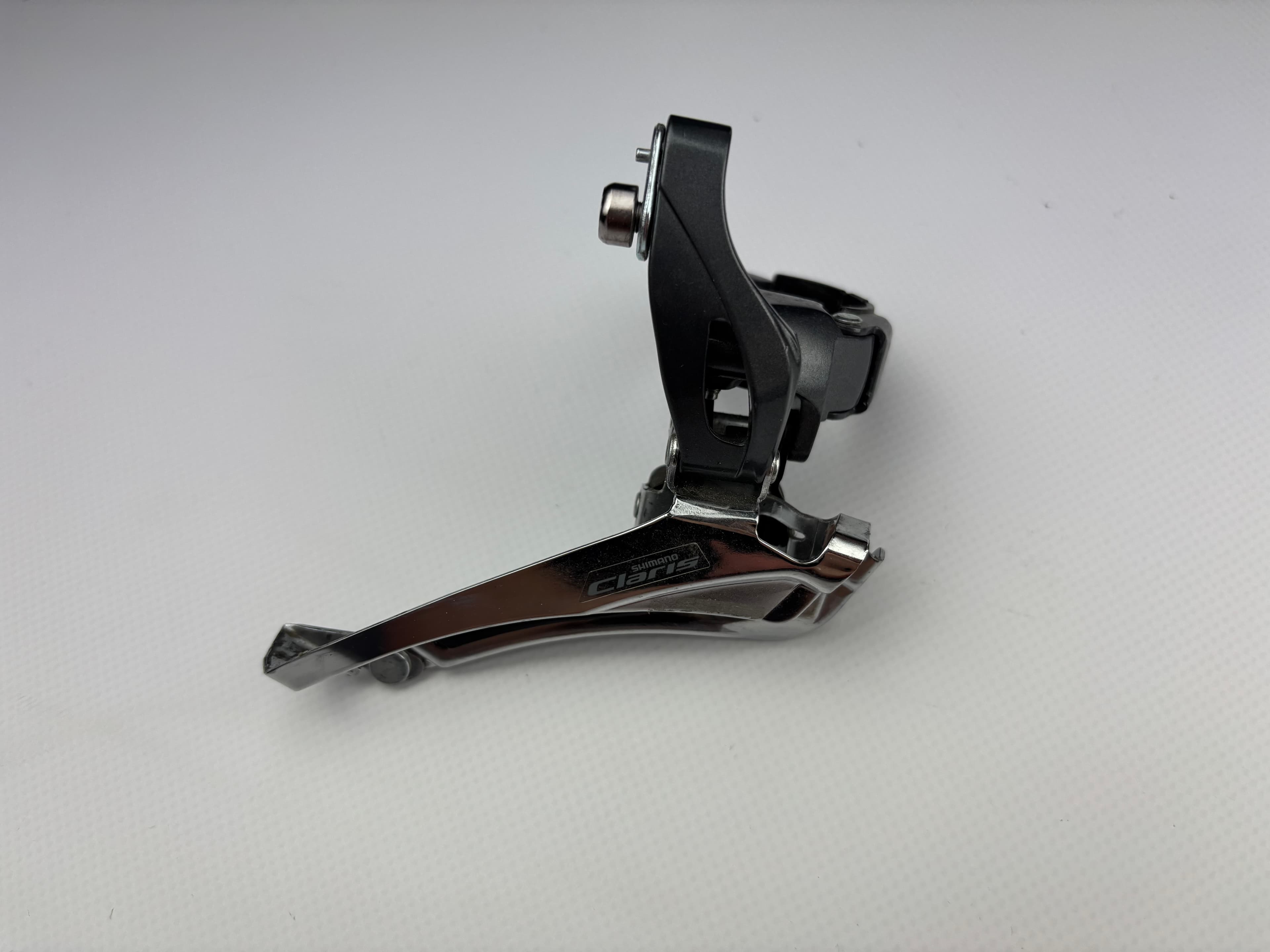 Передний переключатель shimano claris
