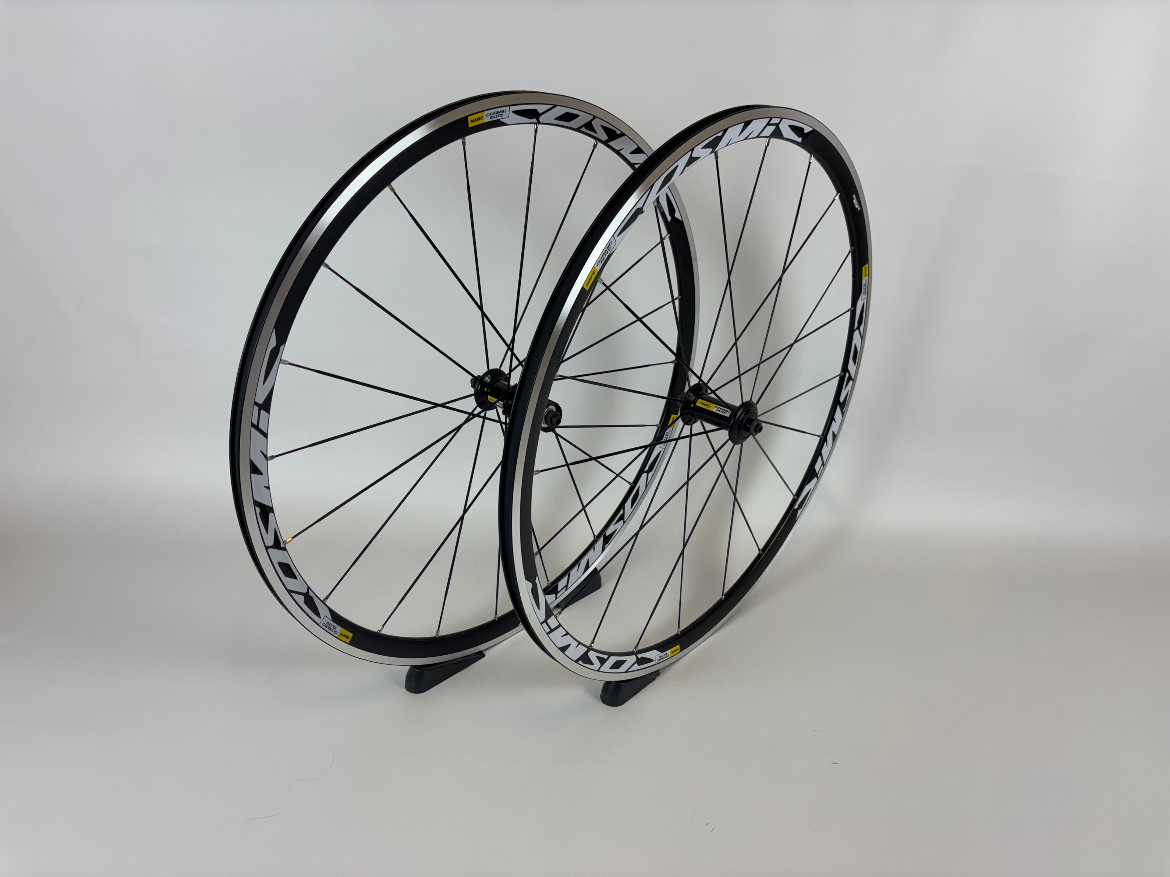 Алюминиевые шоссейные колеса mavic cosmic 2