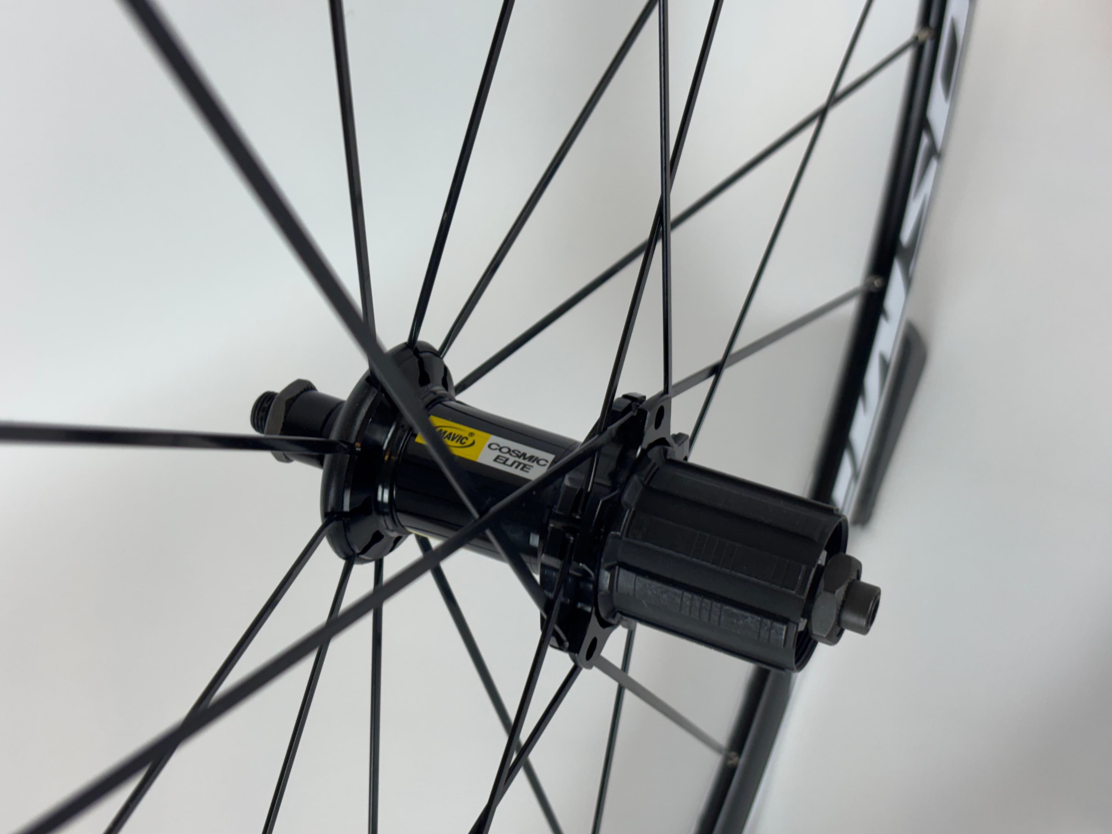 Алюминиевые шоссейные колеса mavic cosmic 4