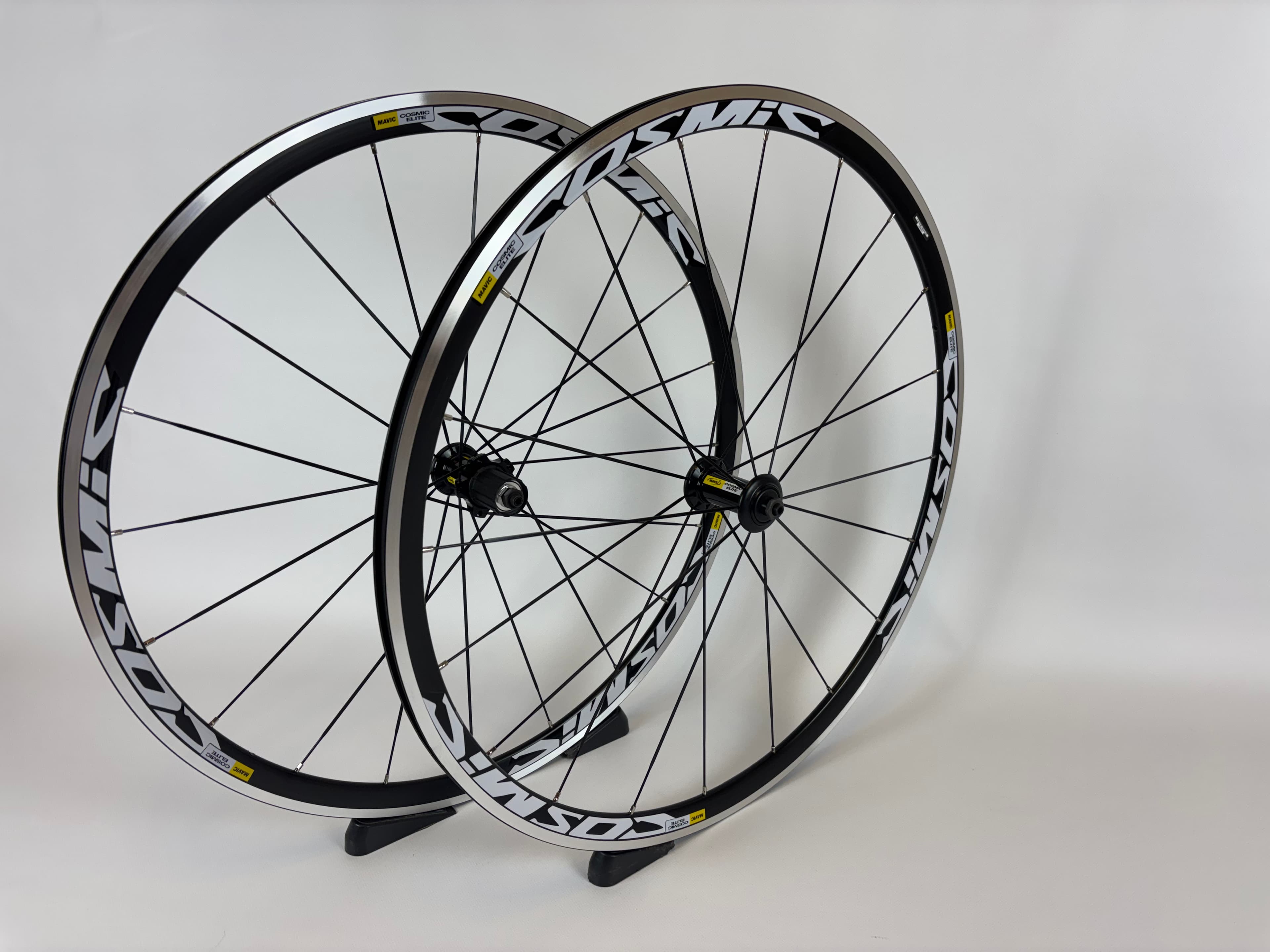 Алюминиевые шоссейные колеса mavic cosmic 5