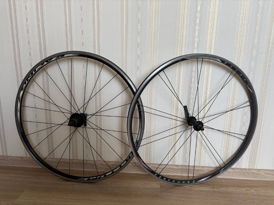 Алюминиевые шоссейные колеса bontrager