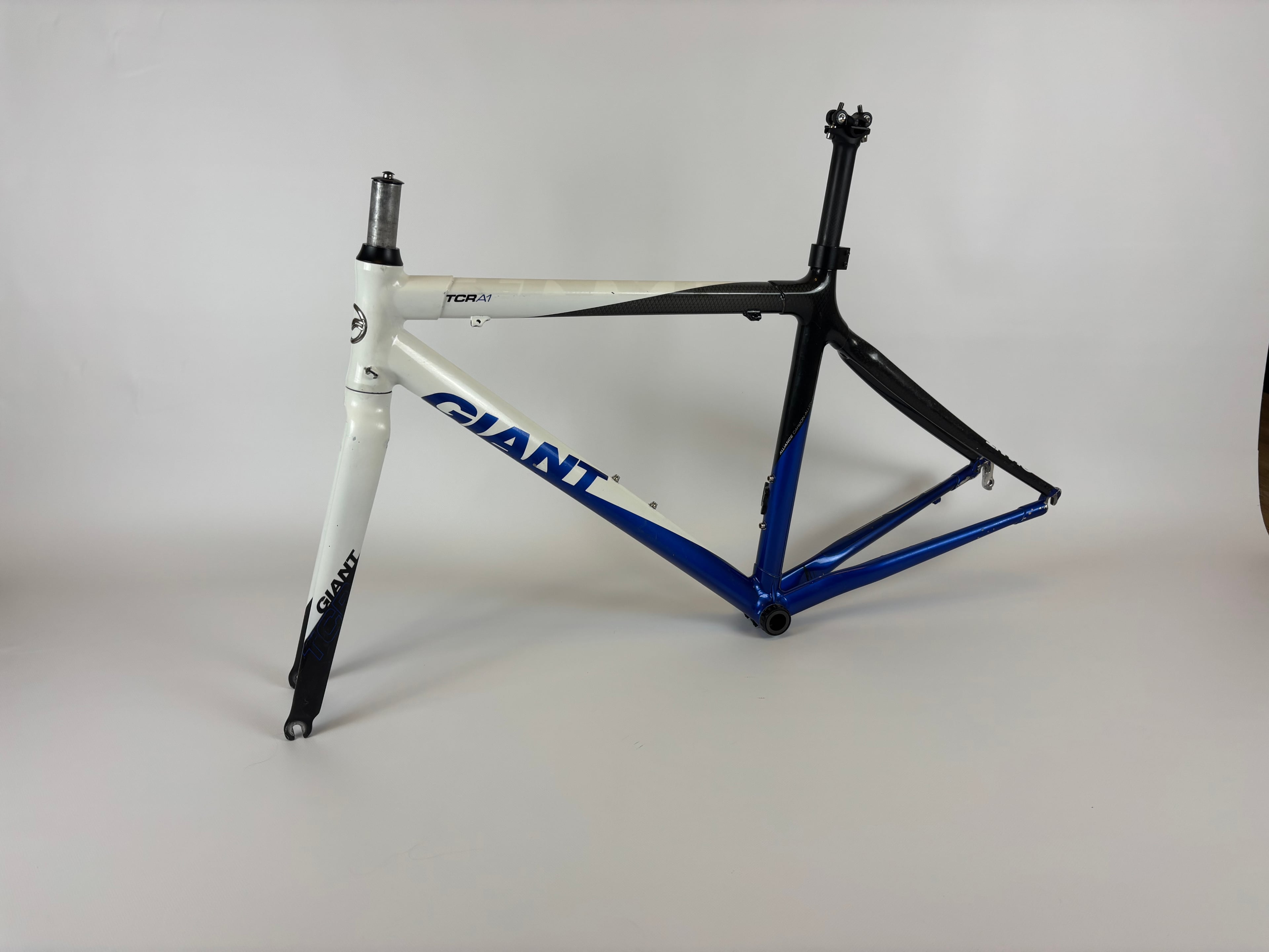 Шоссейная рама giant tsr a1